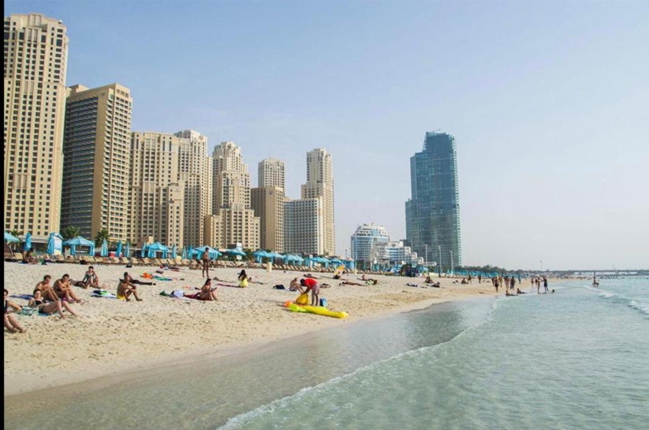 Charming Spacious In The Heart Of Jbr By Sweet Homes Будинок відпочинку