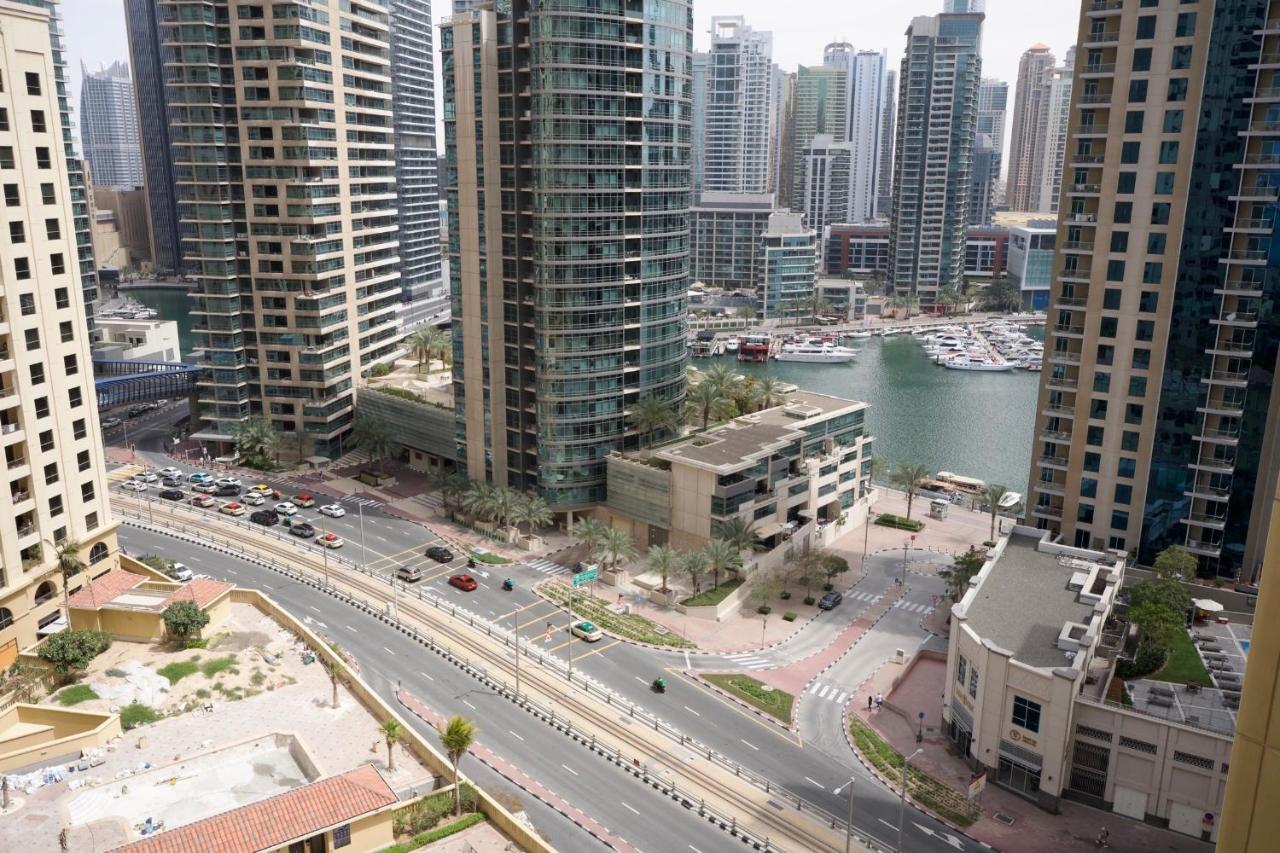 Будинок відпочинку Charming Spacious In The Heart Of Jbr By Sweet Homes *